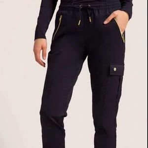 Jaanuu Jogger Scrub Bottoms